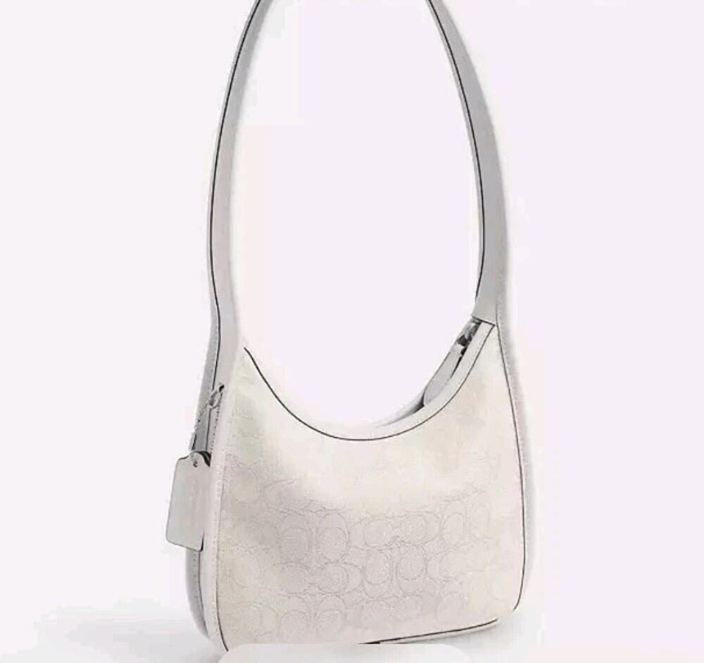 NWT COACH Originals Curve Zip (Ergo) Archive Bag Chalk Signature CAF11